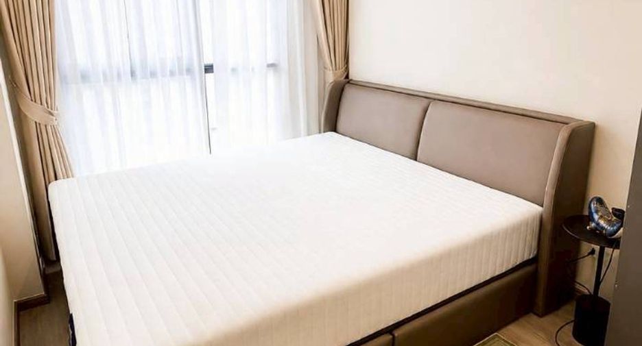Condo en alquiler de 2 habitaciones en Huai Khwang, Bangkok