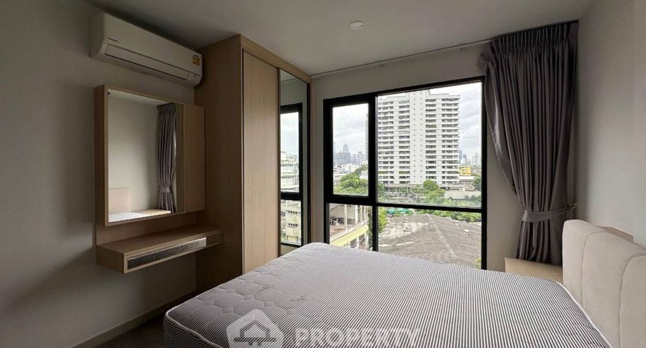 Wohnung zur Miete mit 1 Zimmer in Yan Nawa, Bangkok