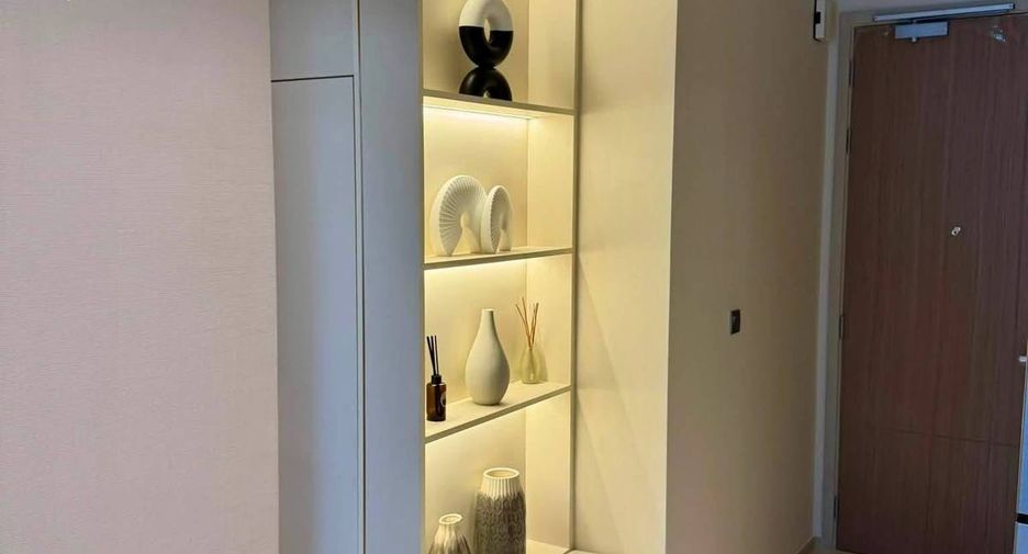 Condo en alquiler de 1 habitaciones en Bang Rak, Bangkok