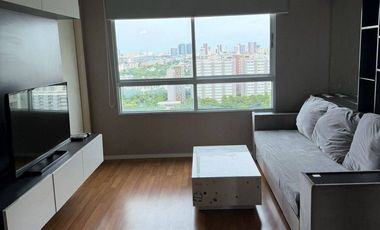 Condo en alquiler de 2 habitaciones en Huai Khwang, Bangkok
