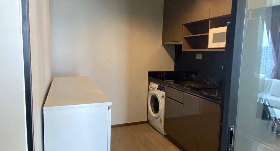For rent 2 ベッドルーム condo in Khlong Toei, Bangkok