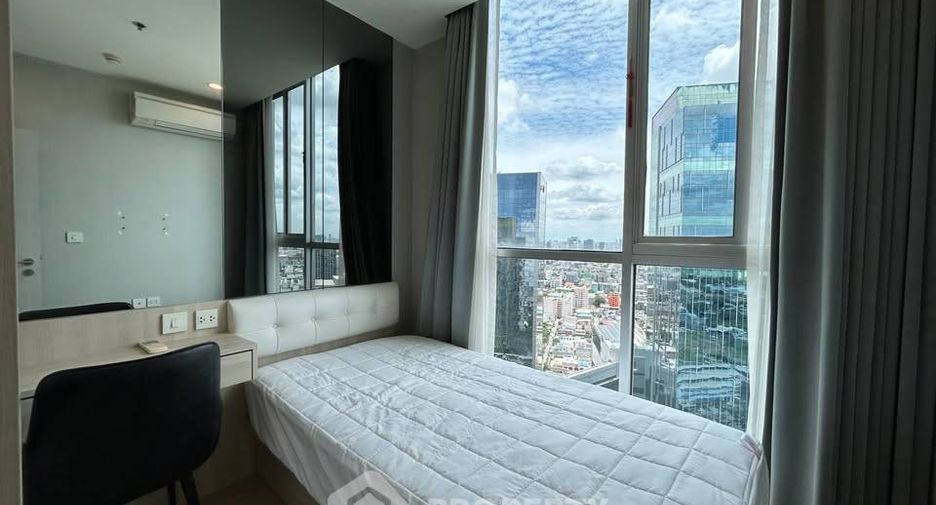 Condo en alquiler de 2 habitaciones en Huai Khwang, Bangkok