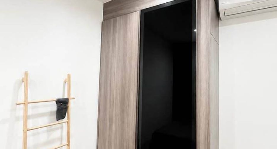 For rent 2 bedrooms condo in Phaya Thai, Bangkok