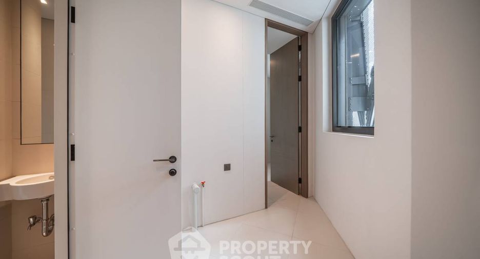 Condo en alquiler de 2 habitaciones en Khlong San, Bangkok