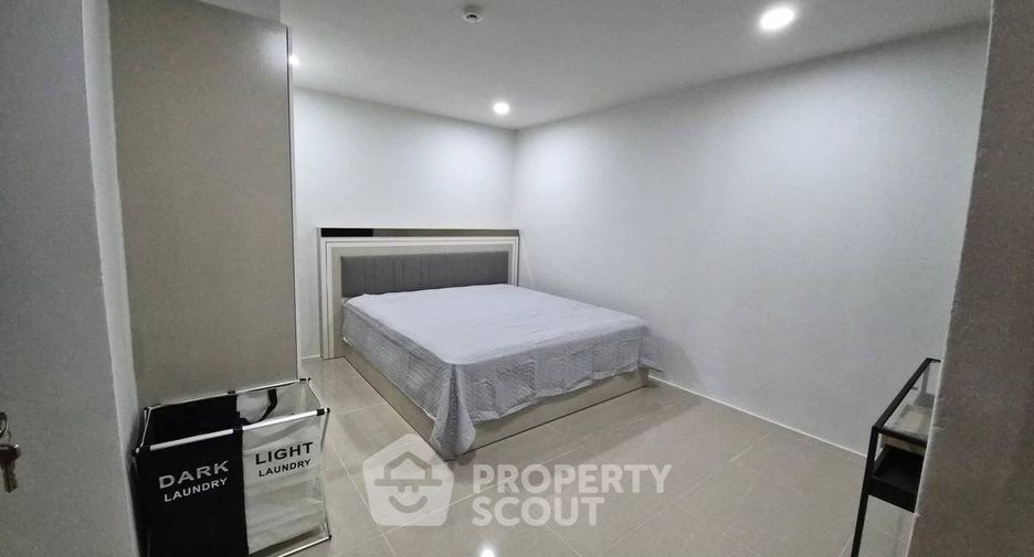 For rent 2 bedrooms condo in Bang Lamung, Chonburi