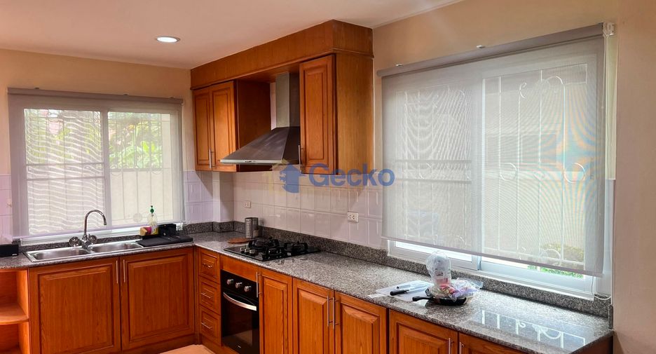 For rent 3 bedrooms house in Bang Lamung, Chonburi