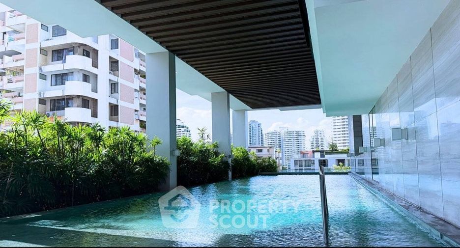 Condo en alquiler de 1 habitaciones en Khlong Toei, Bangkok