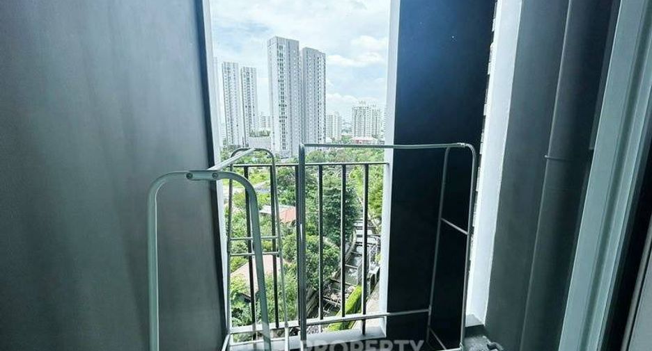 Condo en alquiler de 2 habitaciones en Huai Khwang, Bangkok