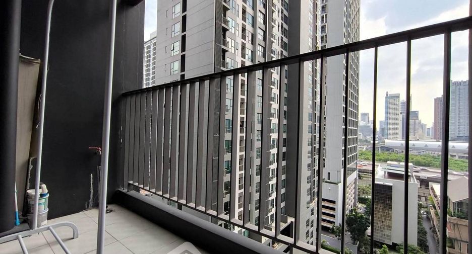 À louer 1 chambre condo à Huai Khwang, Bangkok