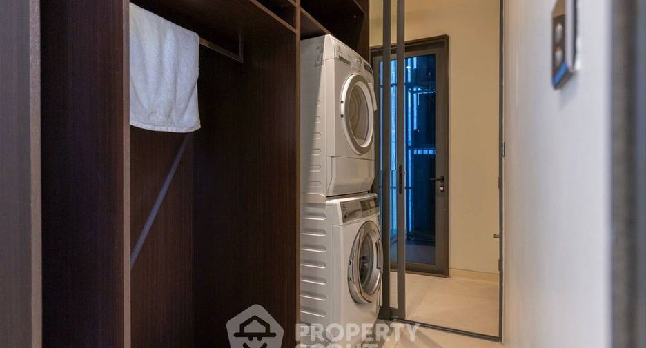 For rent 2 ベッドルーム condo in Khlong Toei, Bangkok