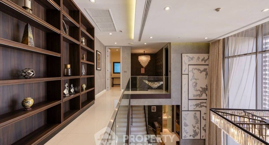 For rent 2 ベッドルーム condo in Khlong Toei, Bangkok