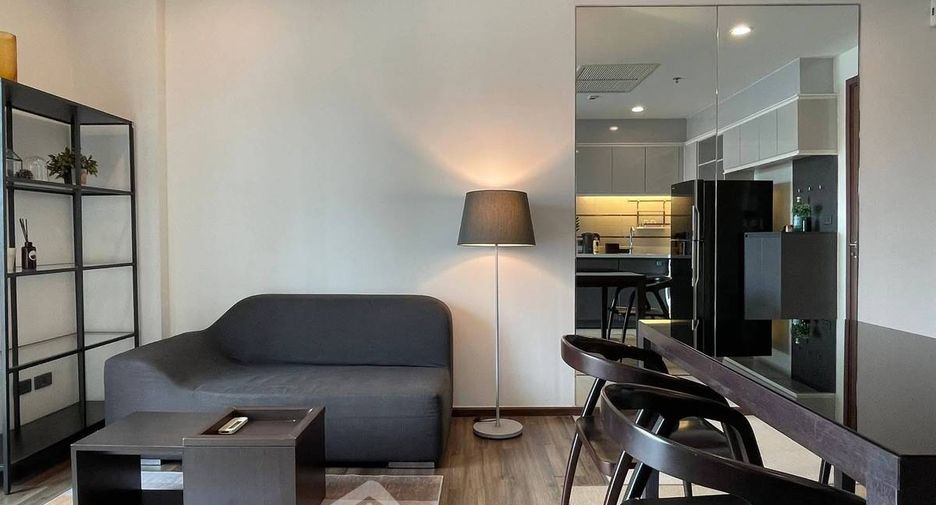 For rent 1 bed condo in Khlong Toei, Bangkok