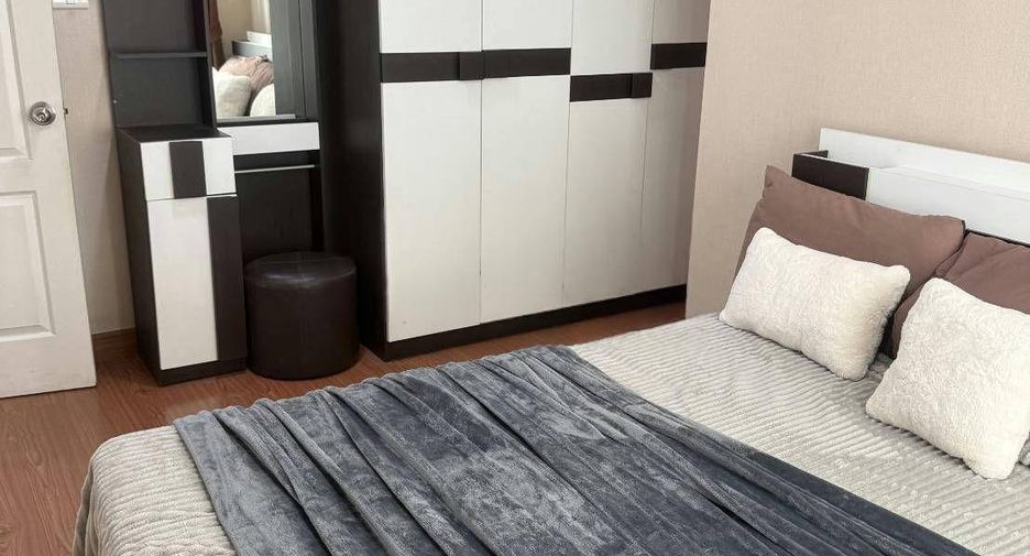 Wohnung zur Miete mit 2 Zimmer in Huai Khwang, Bangkok
