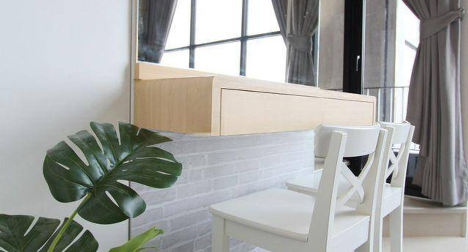 For rent 1 bed condo in Sathon, Bangkok