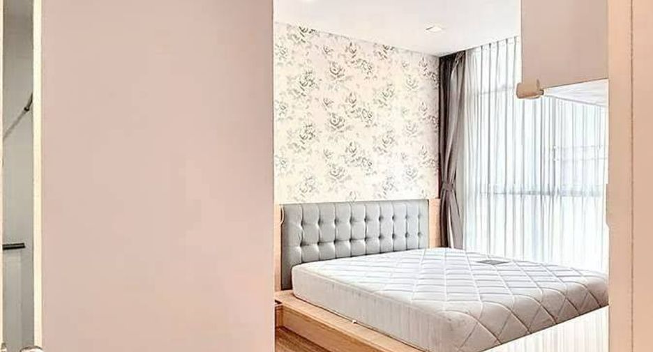 For rent 2 bedrooms condo in Bang Na, Bangkok