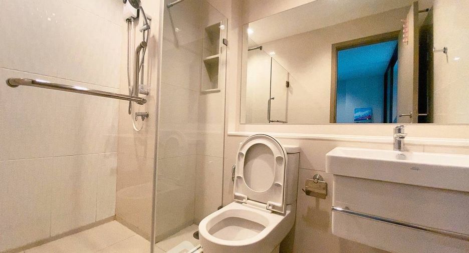 À louer 1 chambre condo à Huai Khwang, Bangkok