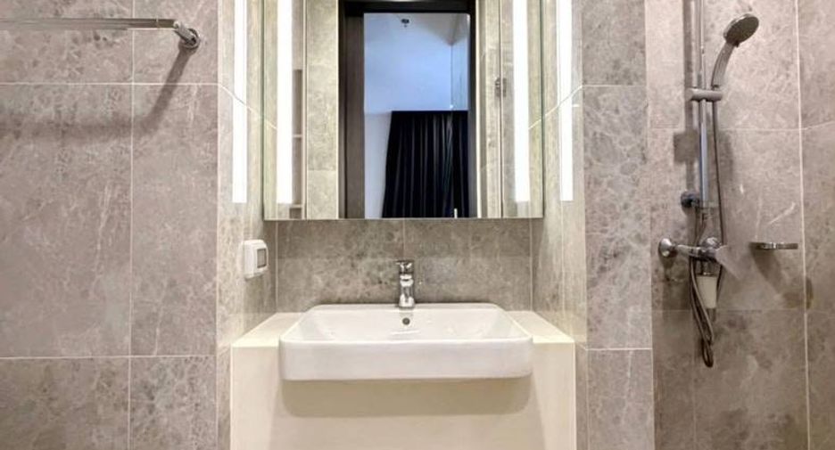 For rent 1 bed condo in Phaya Thai, Bangkok