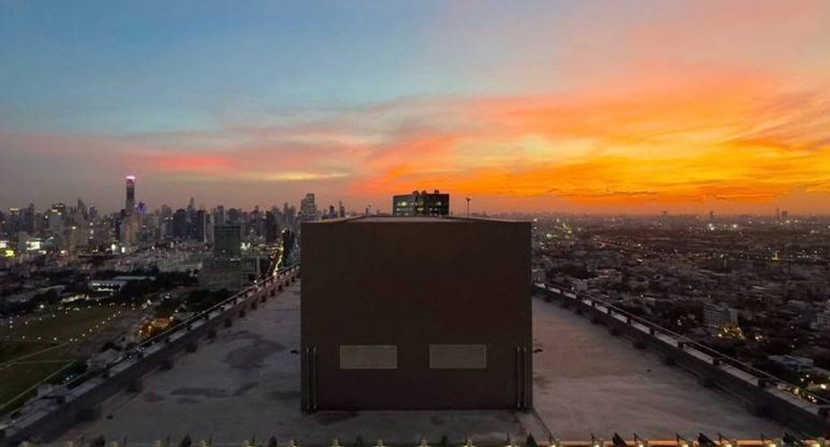 For rent 1 bed condo in Phaya Thai, Bangkok