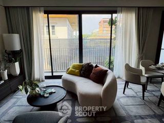For rent 3 bedrooms condo in Huai Khwang, Bangkok