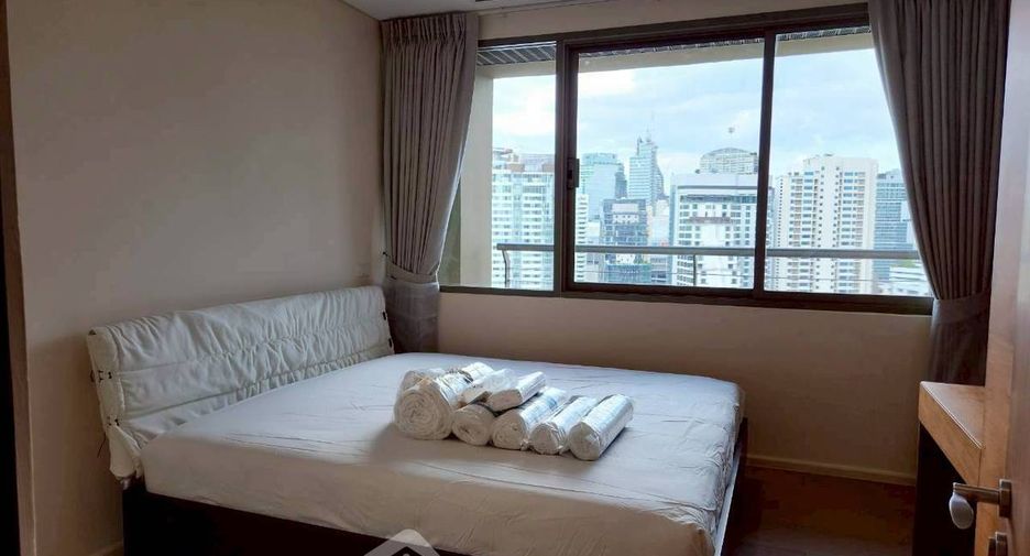 For rent 2 bedrooms condo in Khlong Toei, Bangkok