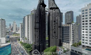 Condo en alquiler de 2 habitaciones en Huai Khwang, Bangkok