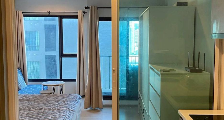 À louer 1 chambre condo à Huai Khwang, Bangkok