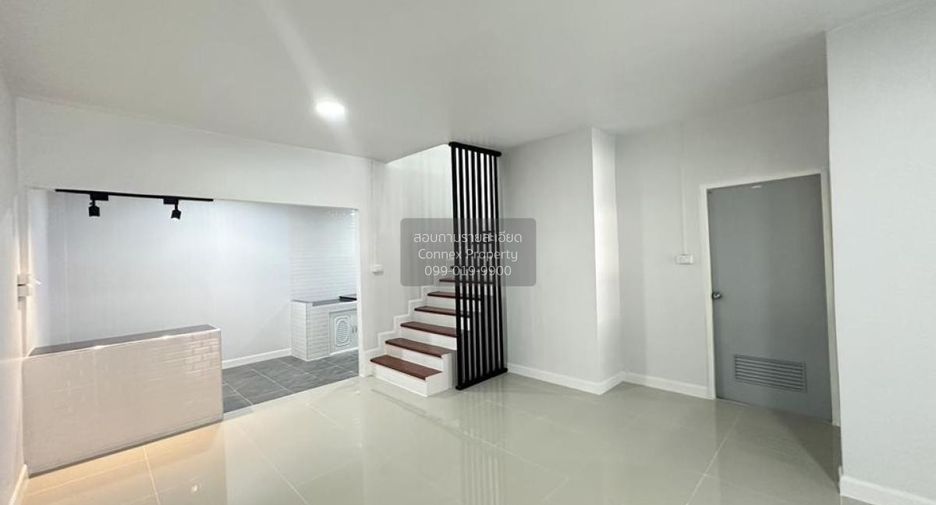 Продажа 3 спальни таунхаус в Khlong Luang, Патумтани