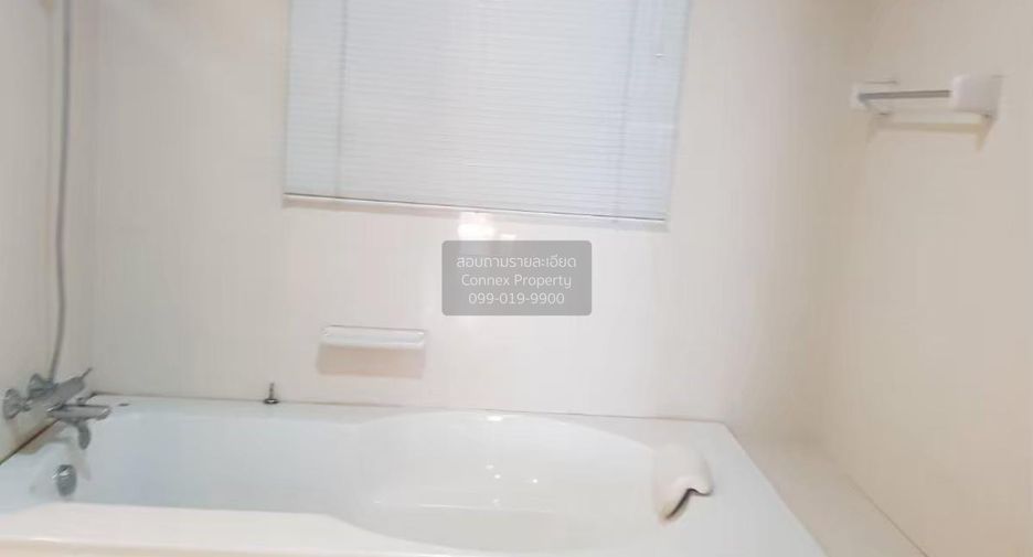 For rent 2 bedrooms condo in Huai Khwang, Bangkok