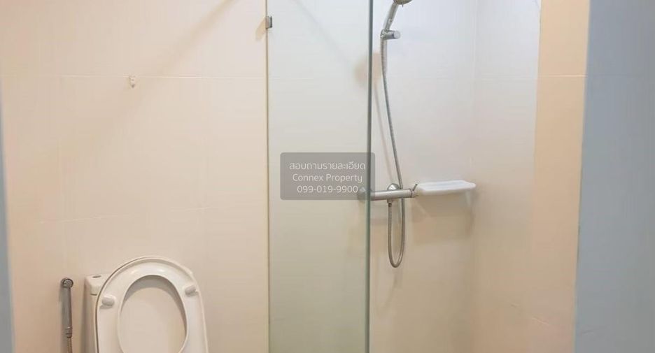 For rent 2 bedrooms condo in Huai Khwang, Bangkok