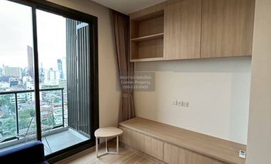 For rent 2 bedrooms condo in Phaya Thai, Bangkok