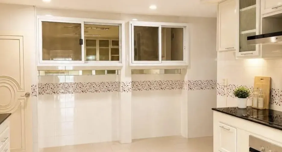 For sale 4 ベッドルーム condo in Bang Phlat, Bangkok