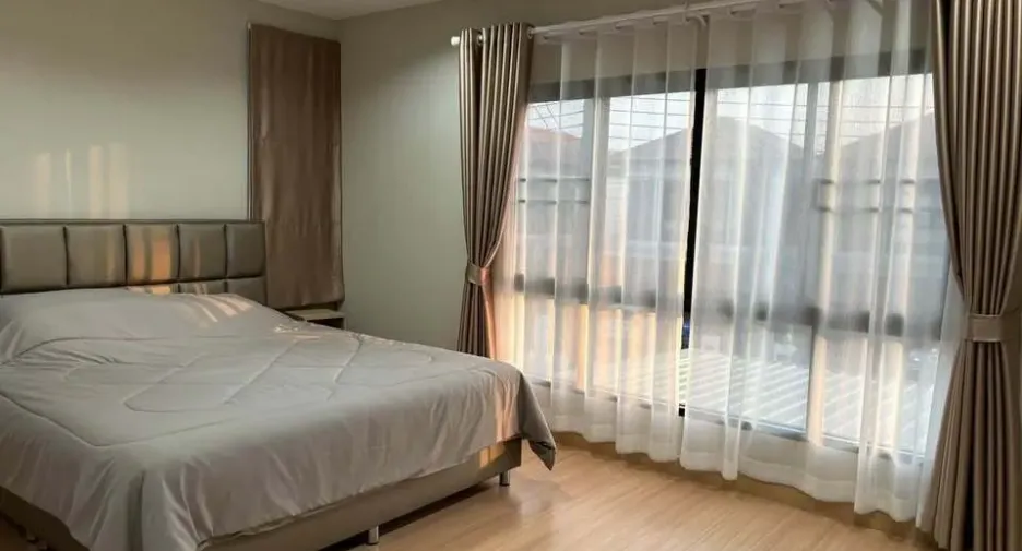 Haus zur Miete mit 4 Zimmer in Saraphi, Chiang Mai