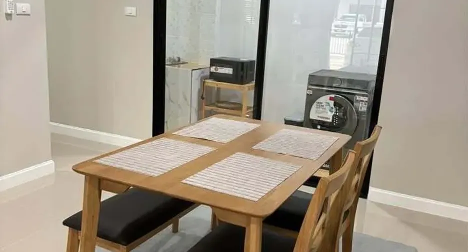 Haus zur Miete mit 4 Zimmer in Saraphi, Chiang Mai