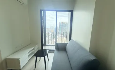 For sale 1 bed condo in Huai Khwang, Bangkok