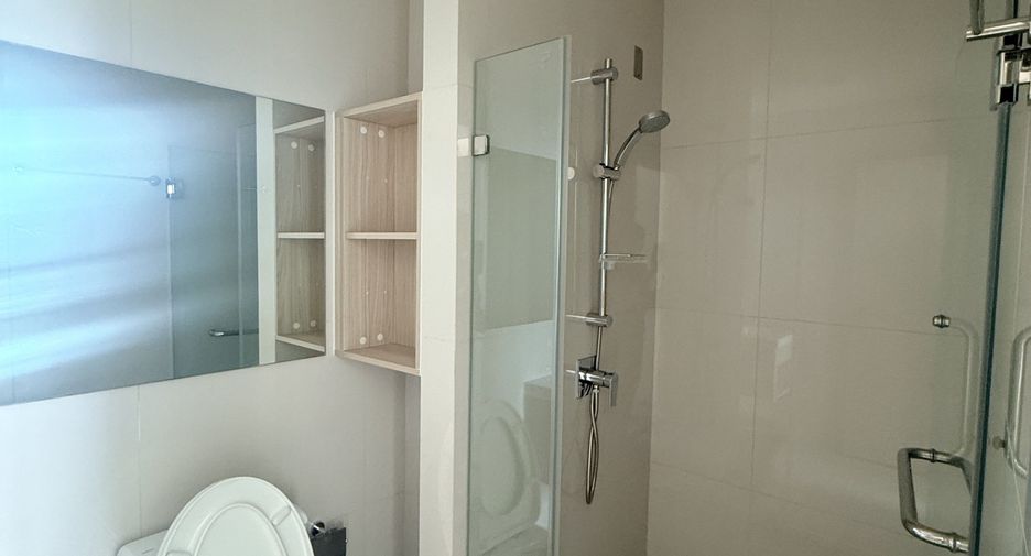 For sale 1 bed condo in Huai Khwang, Bangkok