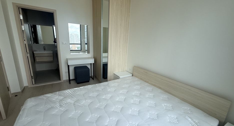 For sale 1 bed condo in Huai Khwang, Bangkok