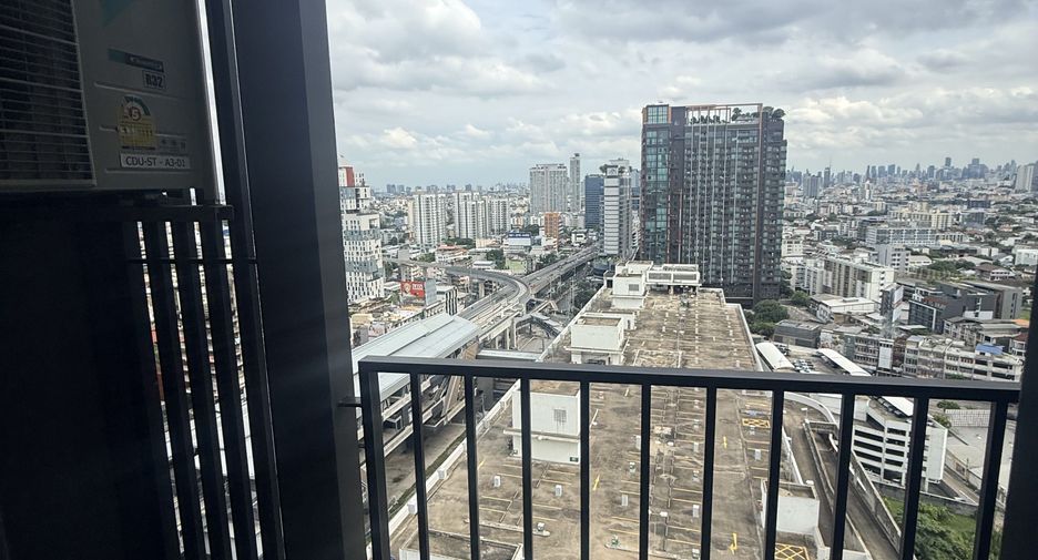 For sale 1 bed condo in Huai Khwang, Bangkok