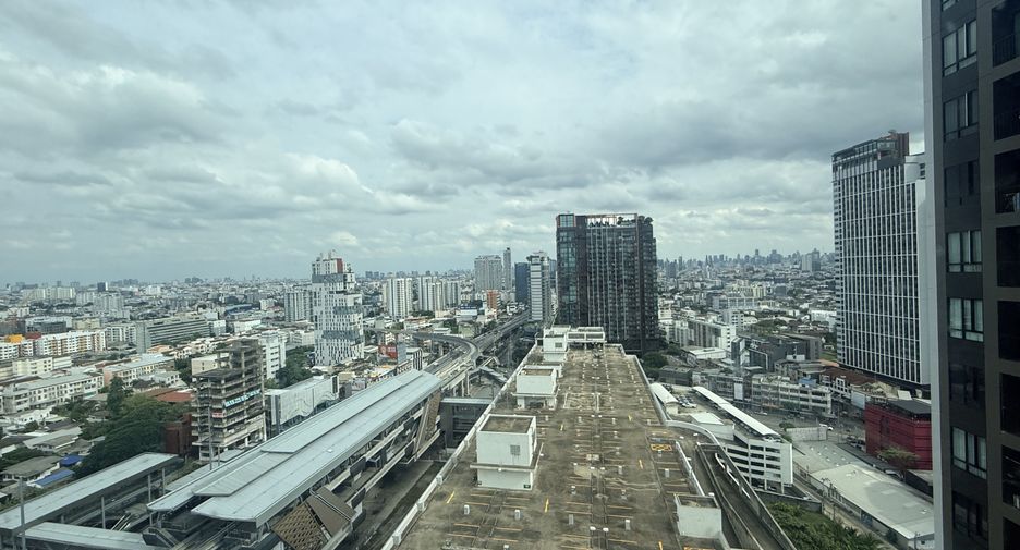 For sale 1 bed condo in Huai Khwang, Bangkok