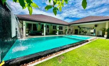 Villa zum Kauf mit 6 Zimmer in Huay Yai, Pattaya
