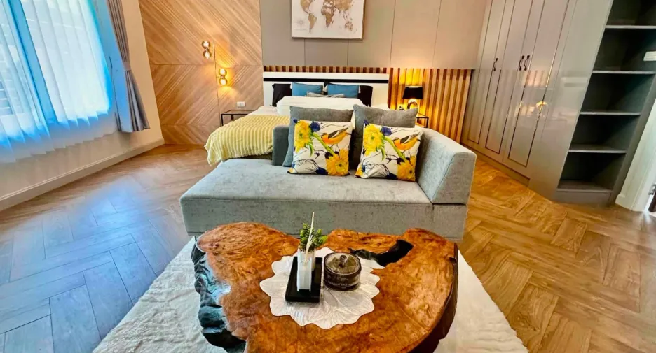 Villa zum Kauf mit 6 Zimmer in Huay Yai, Pattaya