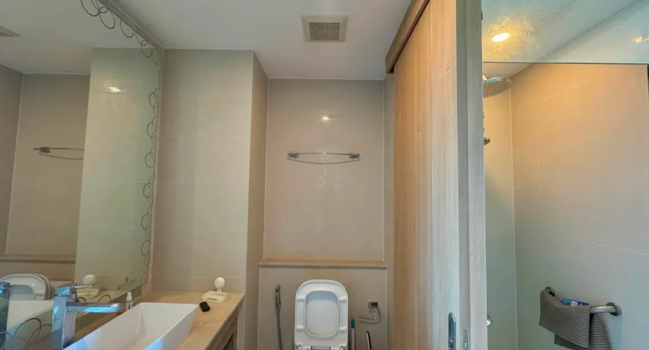 For sale 1 bed condo in Jomtien, Pattaya