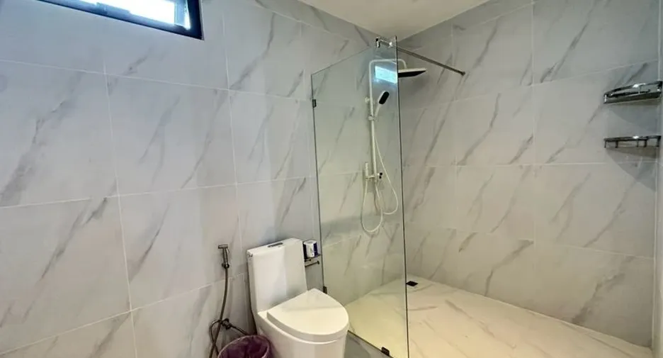 Villa en alquiler de 7 habitaciones en Bang Lamung, Chonburi