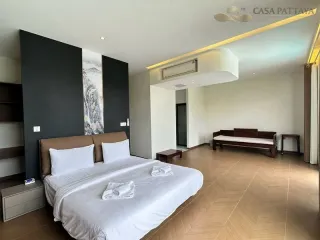Villa en alquiler de 7 habitaciones en Bang Lamung, Chonburi