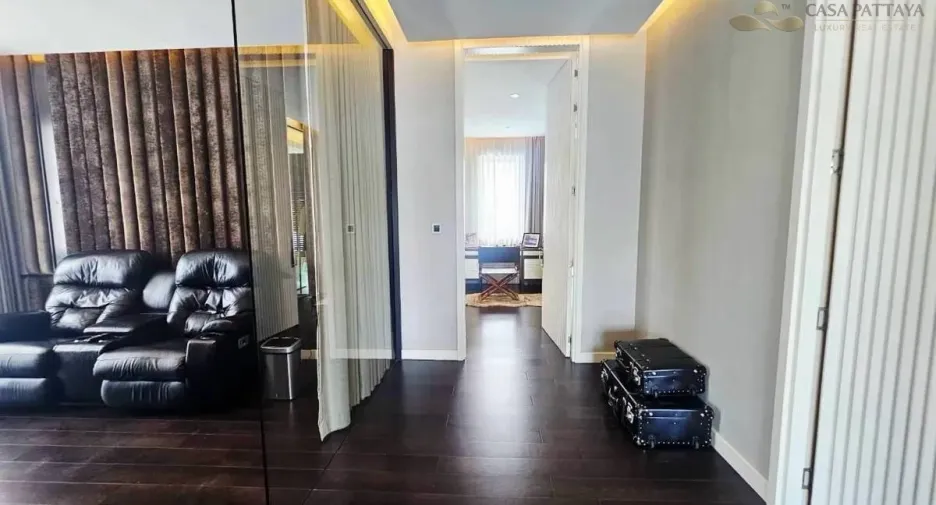 Villa en alquiler de 4 habitaciones en Bang Lamung, Chonburi