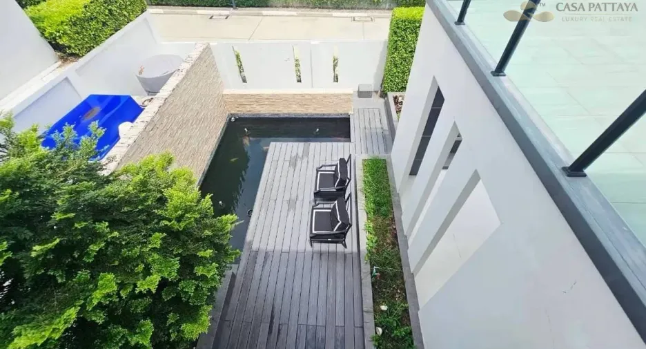 Villa en alquiler de 4 habitaciones en Bang Lamung, Chonburi