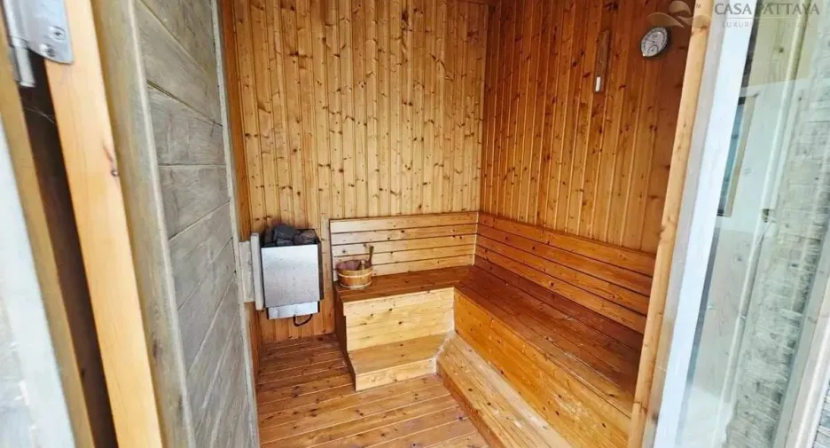 Villa en alquiler de 4 habitaciones en Bang Lamung, Chonburi