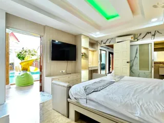 Villa en alquiler de 6 habitaciones en Bang Lamung, Chonburi