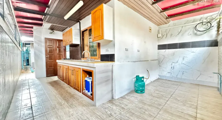 Villa en alquiler de 6 habitaciones en Bang Lamung, Chonburi