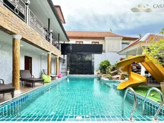 Villa en alquiler de 6 habitaciones en Bang Lamung, Chonburi