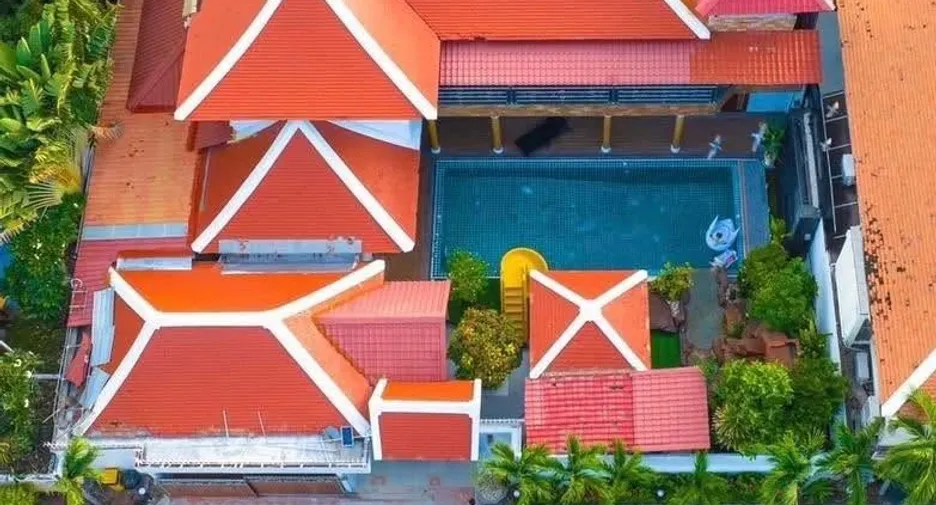 Villa en alquiler de 6 habitaciones en Bang Lamung, Chonburi